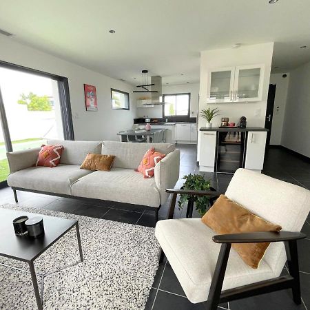 Villa Contemporaine Avec Piscine Chauffee Proche Des Plages Sauvian Buitenkant foto